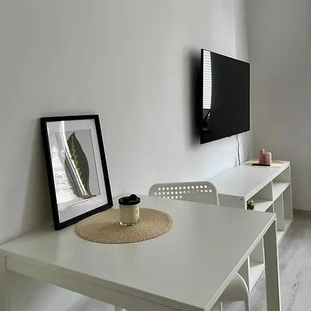 Przytulna Kawalerka Rzg 5 Łódź