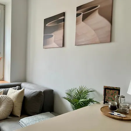 Przytulna Kawalerka Rzg 5