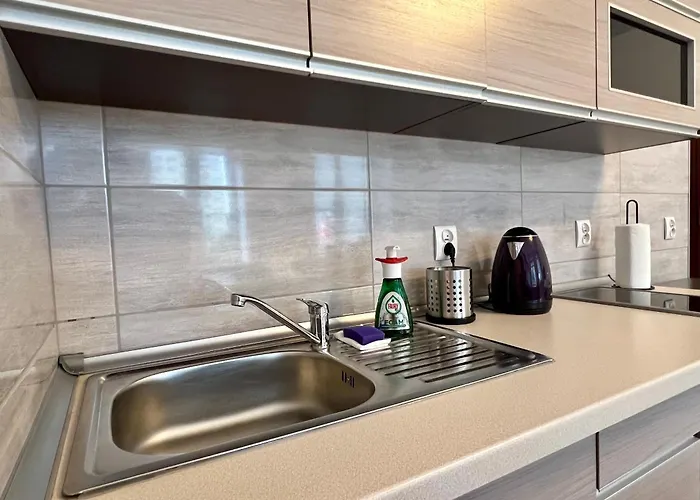 Przytulna Kawalerka Rzg 5 *